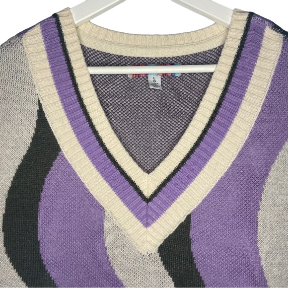 Urban Outfitters Optic Knit Sweater Vest - Picture 4 of 9